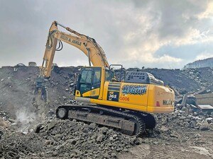 Startschuss: Komatsu strebt die kommerzielle Produktion kleinerer und mittelgroßer E-Hydraulik-Bagger an, bei denen neue Batteriesysteme zur Anwendung kommen. © Komatsu