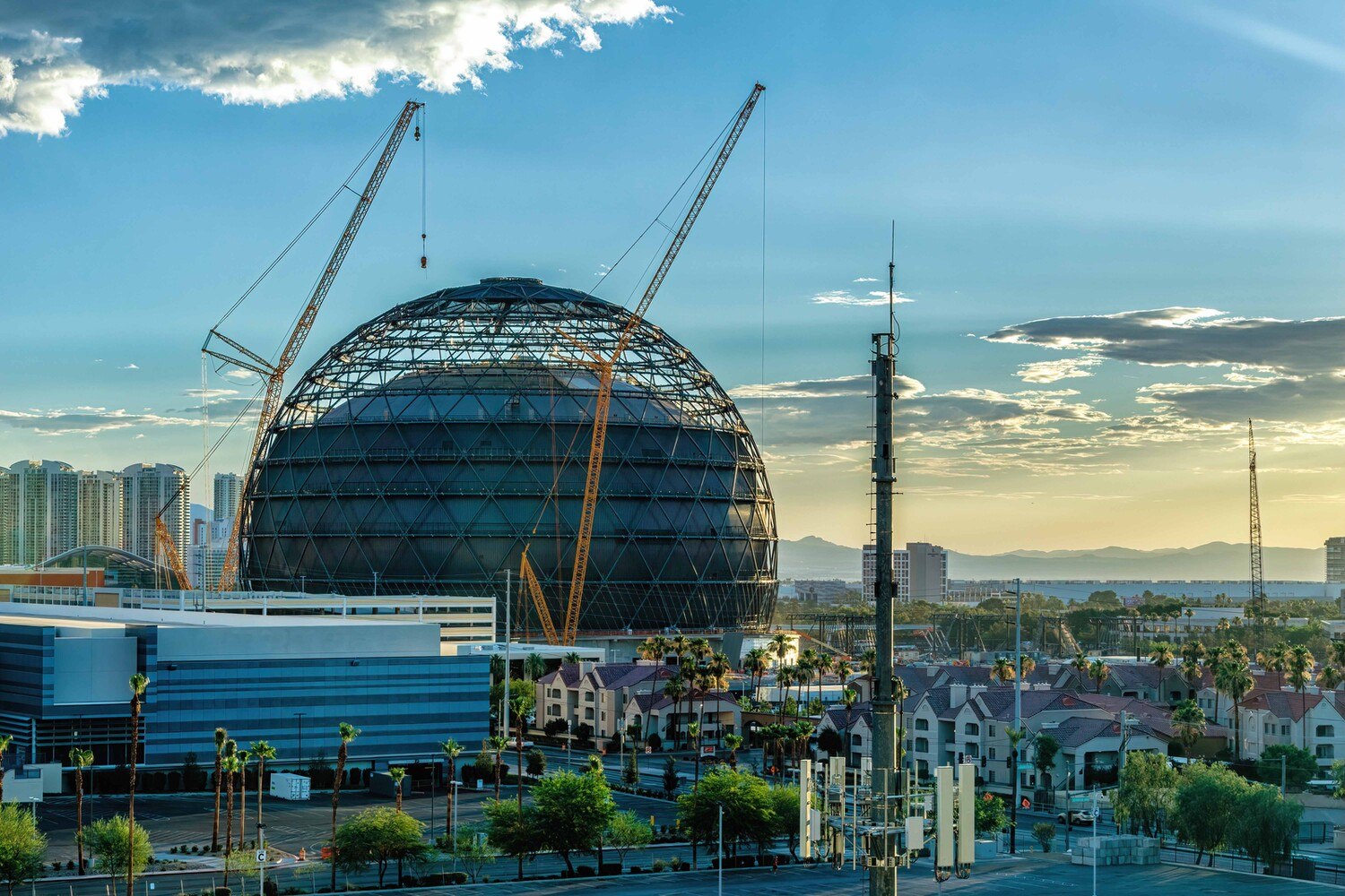 Hier erkennt man die Dimensionen: The Sphere in der Bauphase.
  © atosan/stock.adobe.com