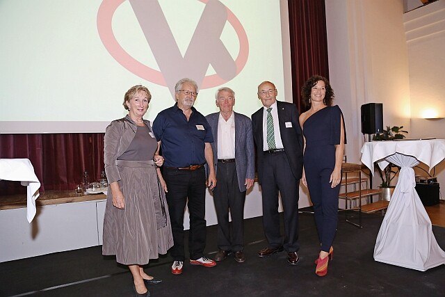 Von links nach rechts: Elisabeth Berger, Johann Linsberger, Werner Windhager, Rudolf Tuppa und die Moderatorin Sandra König. © Alexander Tempelmayr