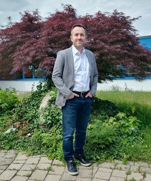 Nazim Esen ist der neue Geschäftsführer der AGC Interpane-Standorte Parndorf und Malacky.  © AGC Interpane