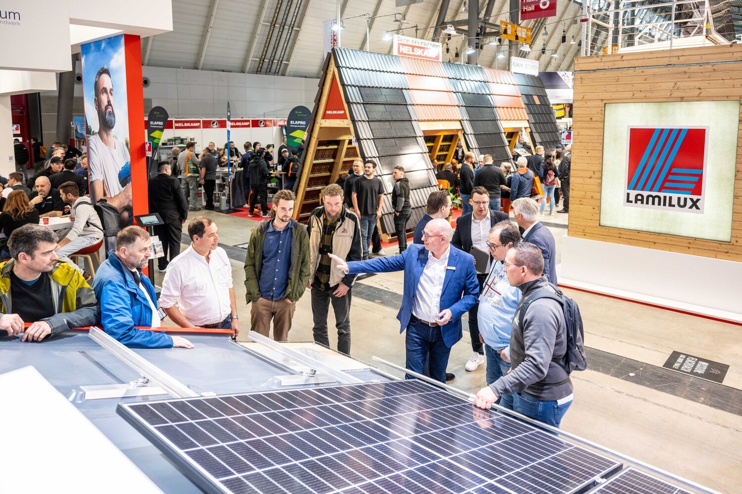 Lösungen rund um die Solartechnik waren Besuchermagneten: Knapp 20 Prozent der Besucher*innen gaben an, sich für dieses Produktangebot auf der Messe interessiert zu haben. © GHM