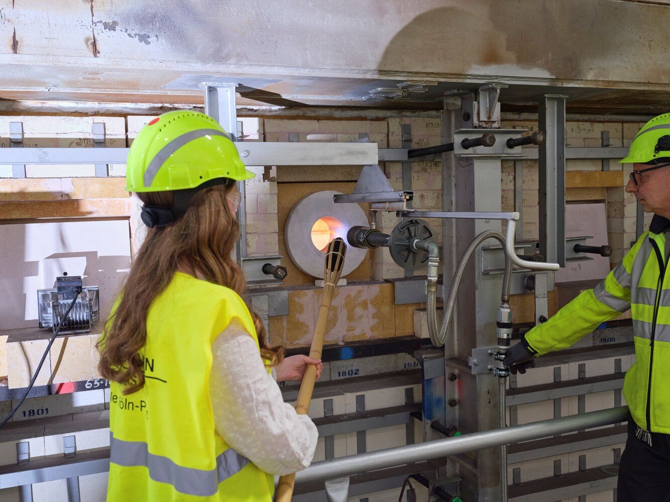 Patin Alexandra ist zugleich Namensgeberin der neuen Wanne. © Rohl Fotografie / Saint-Gobain Glass