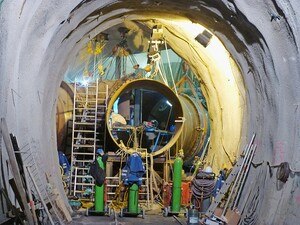 Montage eines Abzweigers im Druckstollen des Kraftwerks Kaunertal. © Andritz Hydro