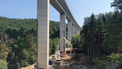 Brücke auf der S31 bei Sieggraben.